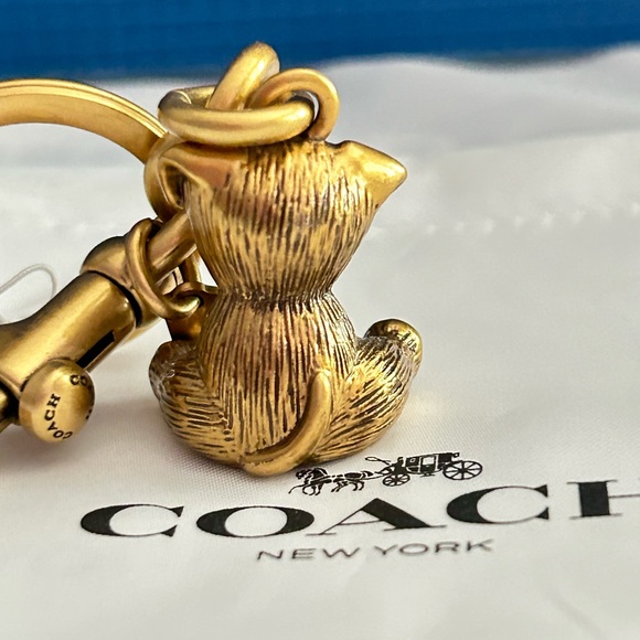 Coach dog Keychain/ Bag Charm - Picture 6 of 10